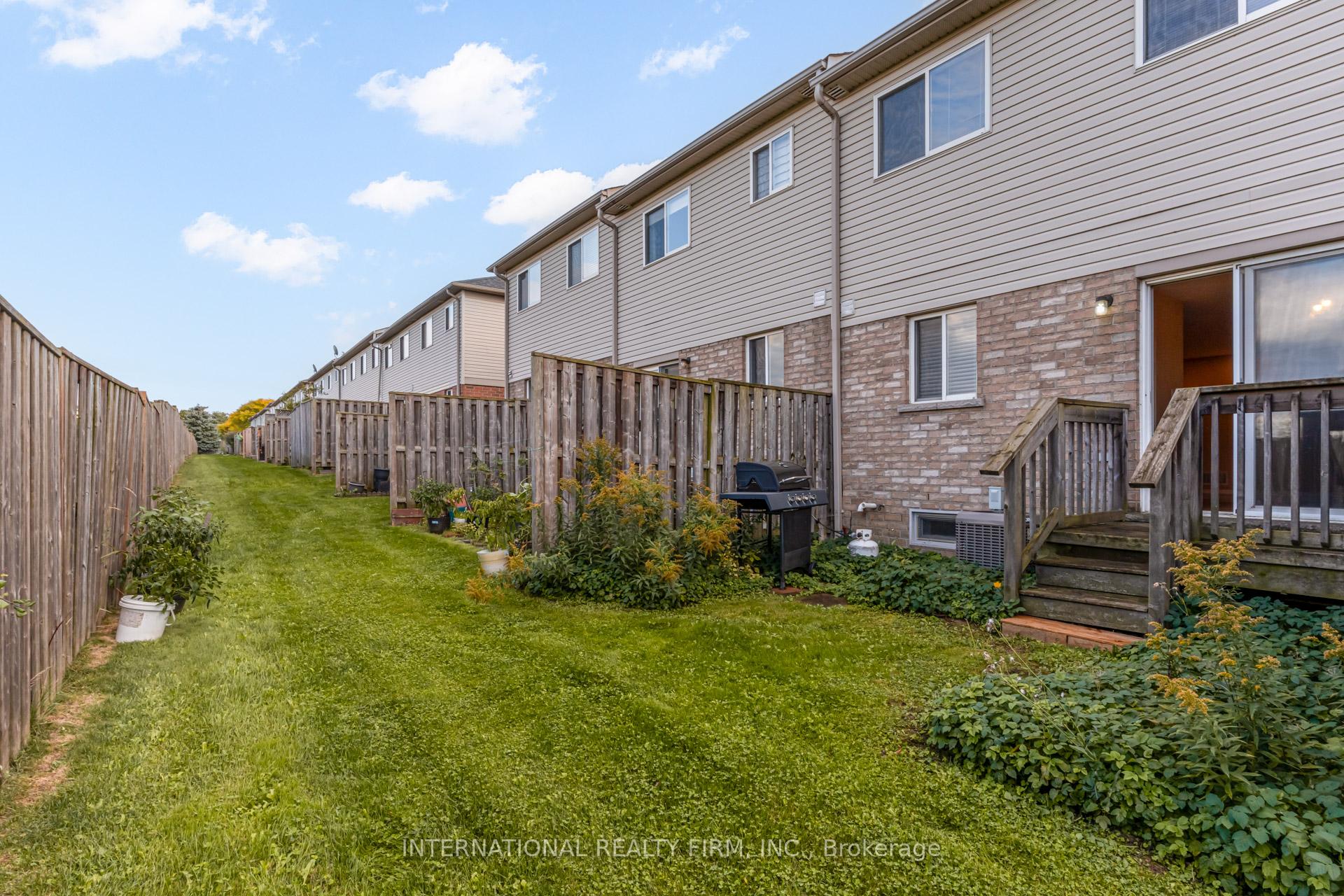 Photo 47 of Unit 47, 7 Southside Place, Hamilton, Mountview — HOMEH