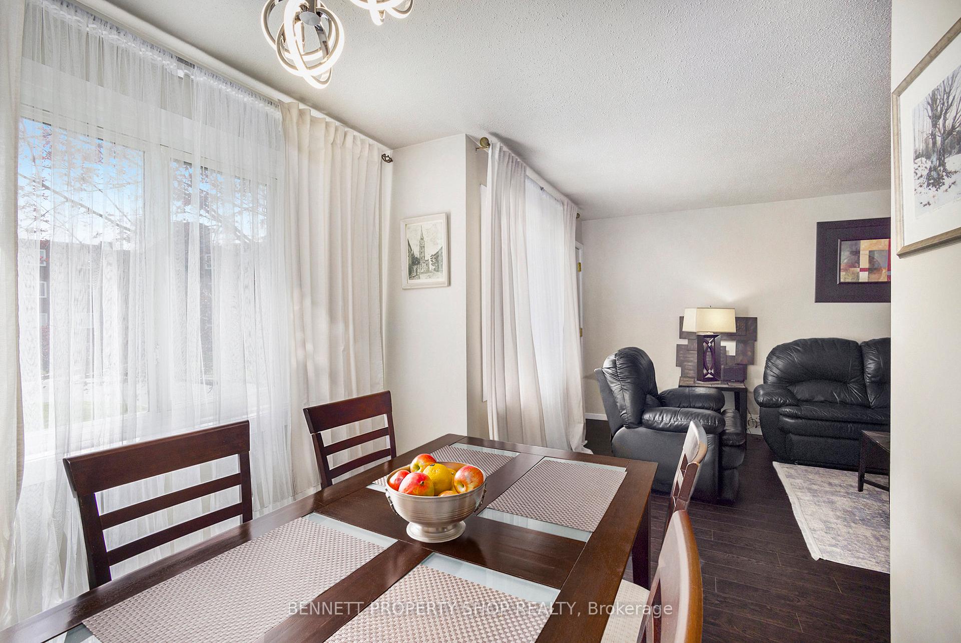 Photo 11 of Unit 206, 2041 Arrowsmith Drive, Ottawa, Beacon Hill South — HOMEH