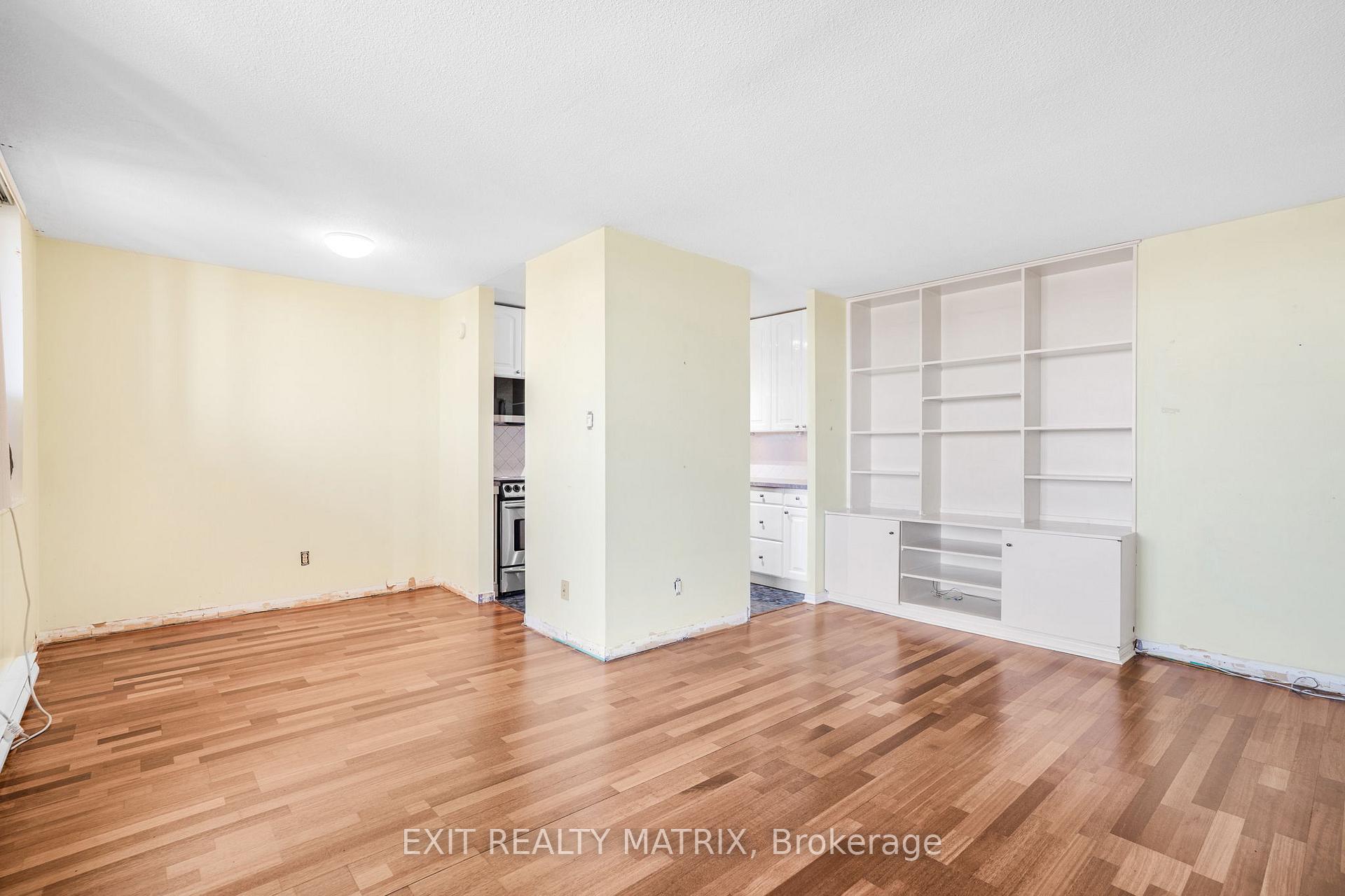 Photo 8 of Unit 1005, 2000 Jasmine Crescent, Ottawa, Beacon Hill South — HOMEH