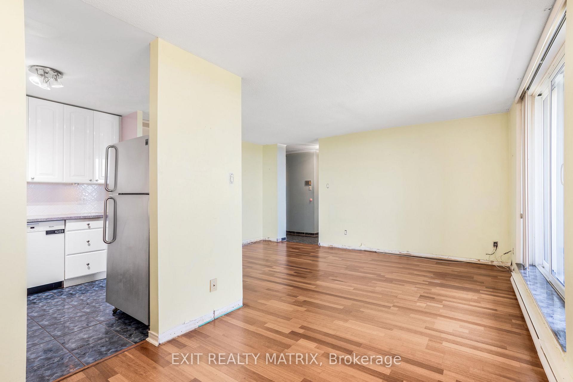 Photo 10 of Unit 1005, 2000 Jasmine Crescent, Ottawa, Beacon Hill South — HOMEH