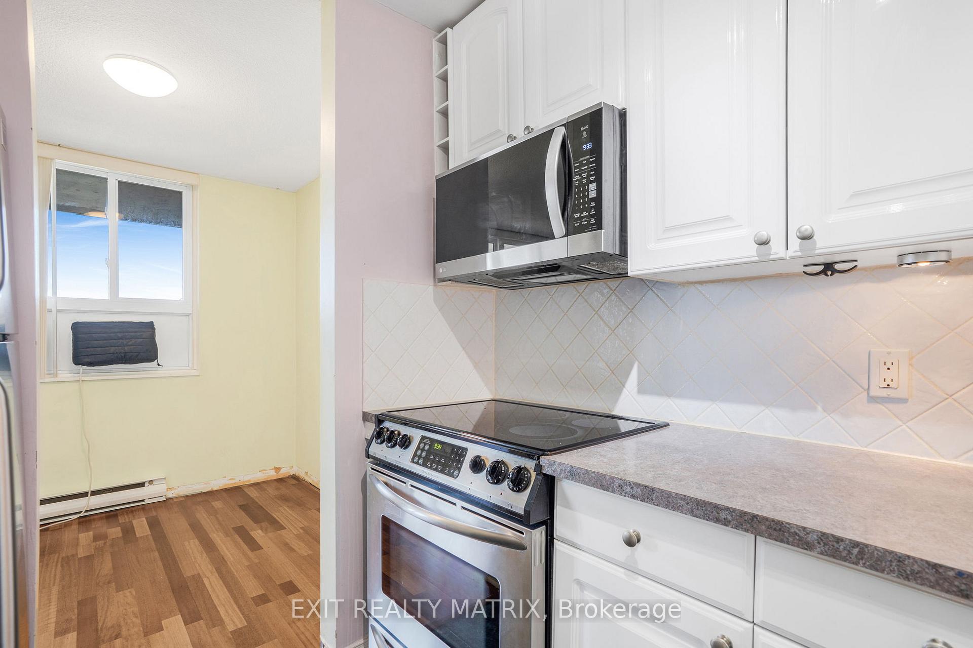 Photo 13 of Unit 1005, 2000 Jasmine Crescent, Ottawa, Beacon Hill South — HOMEH