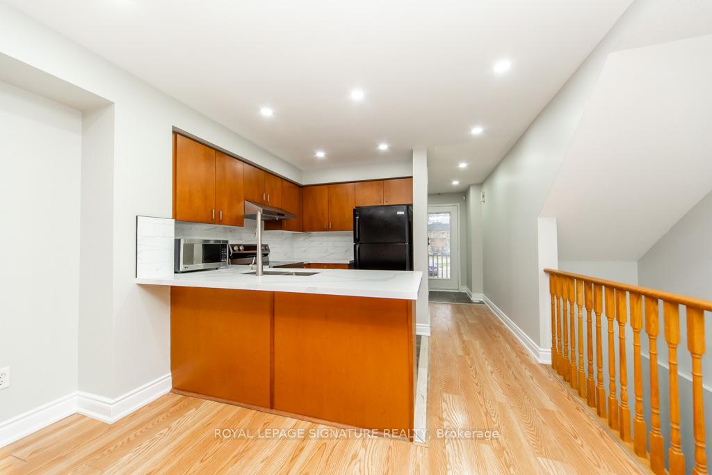 Photo 17 of Unit 22, 5050 Intrepid Drive, Mississauga, Churchill Meadows — HOMEH