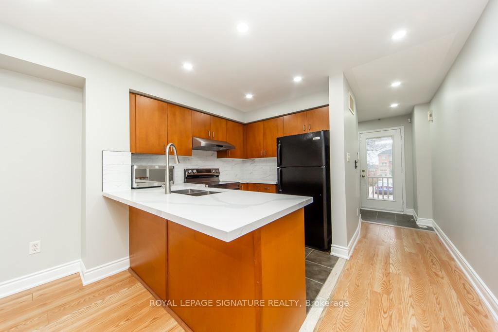 Photo 18 of Unit 22, 5050 Intrepid Drive, Mississauga, Churchill Meadows — HOMEH