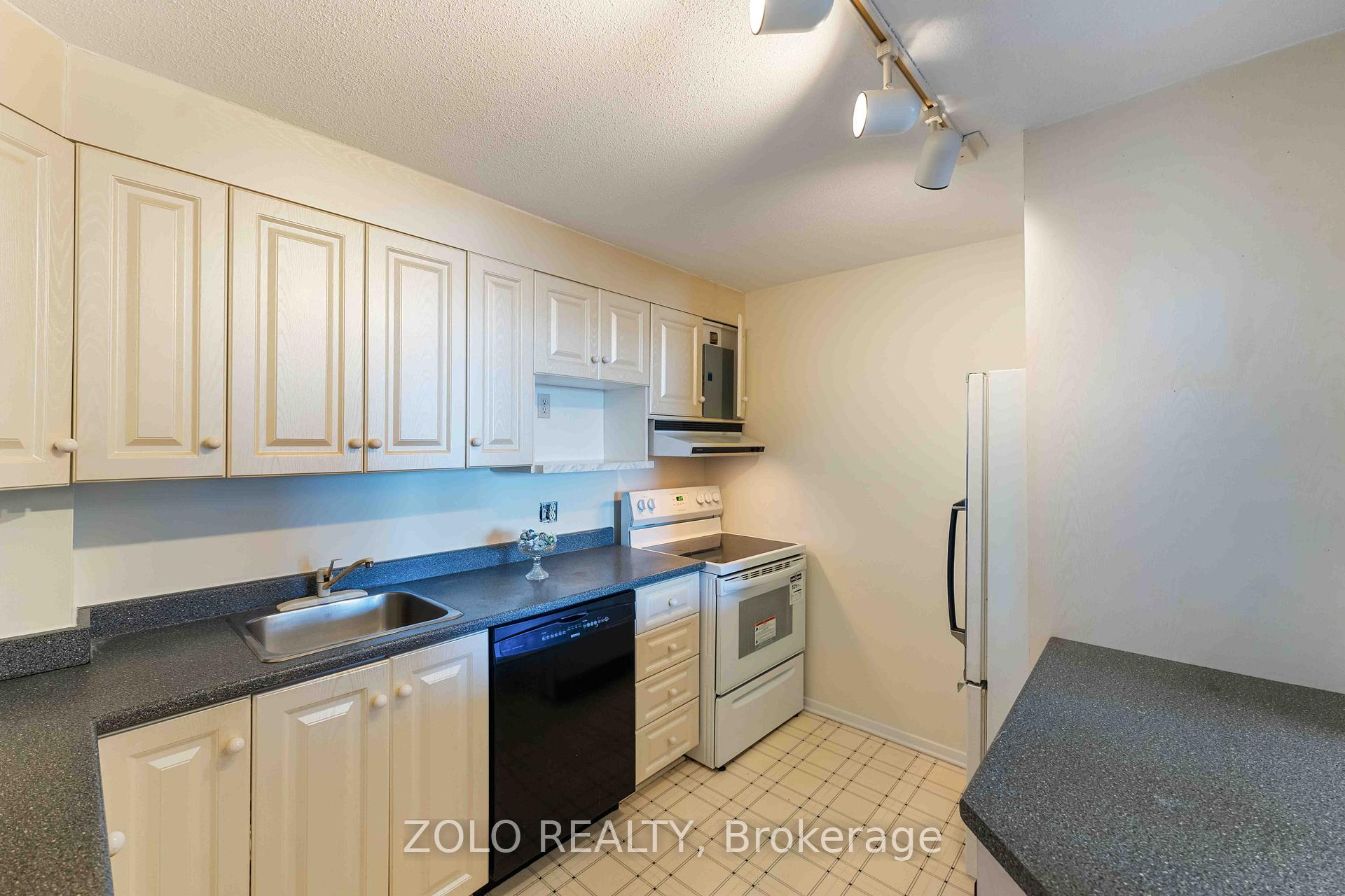 Photo 5 of Unit 201, 415 Greenview Avenue, Ottawa, Britannia — HOMEH