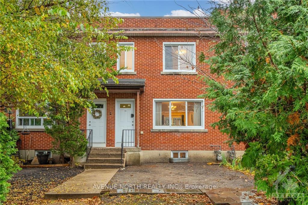 Front of 1202 Summerville Avenue