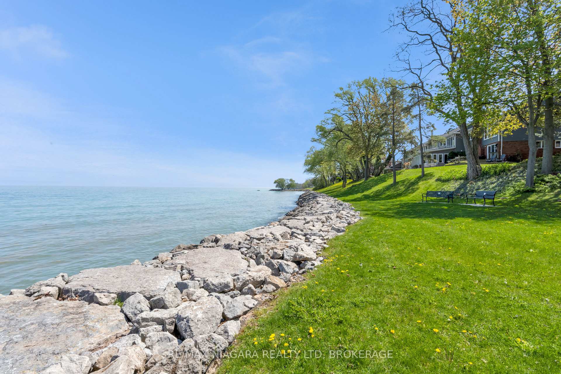 Photo 3 of Unit 17, 375 Book Road, Grimsby, Grimsby Beach — HOMEH