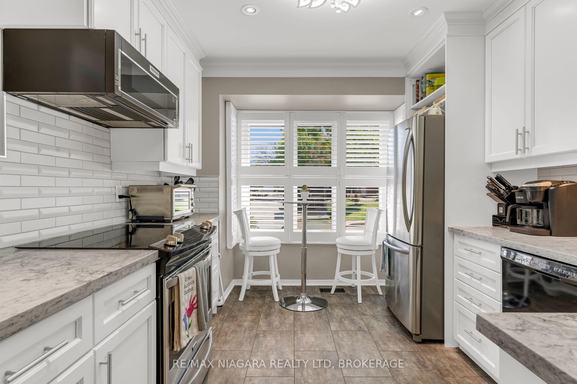 Photo 7 of Unit 17, 375 Book Road, Grimsby, Grimsby Beach — HOMEH