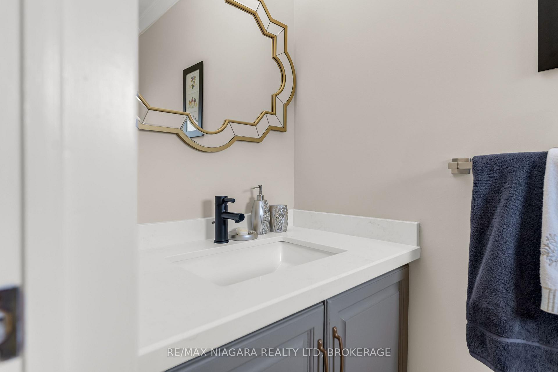 Photo 12 of Unit 17, 375 Book Road, Grimsby, Grimsby Beach — HOMEH