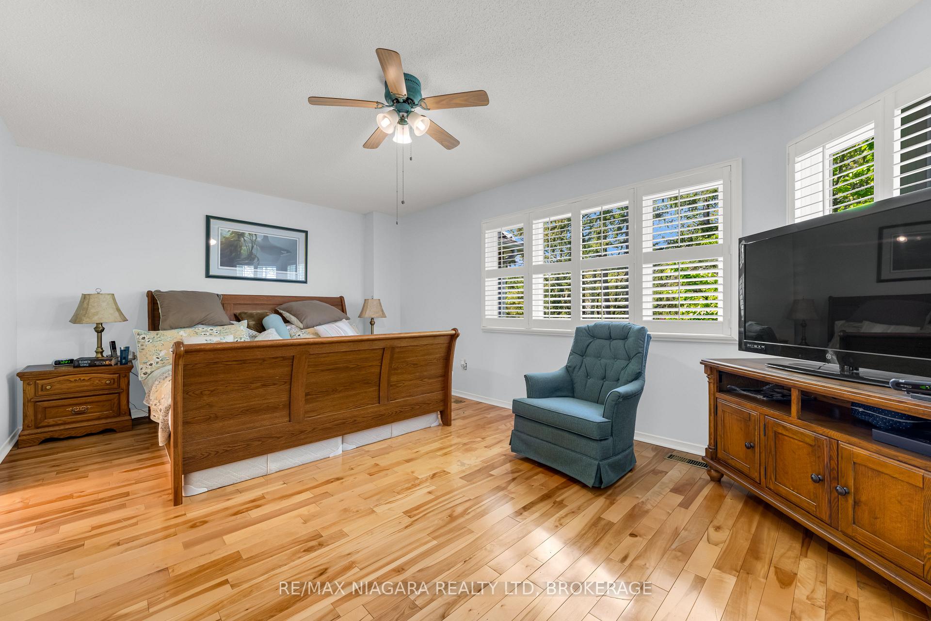 Photo 13 of Unit 17, 375 Book Road, Grimsby, Grimsby Beach — HOMEH