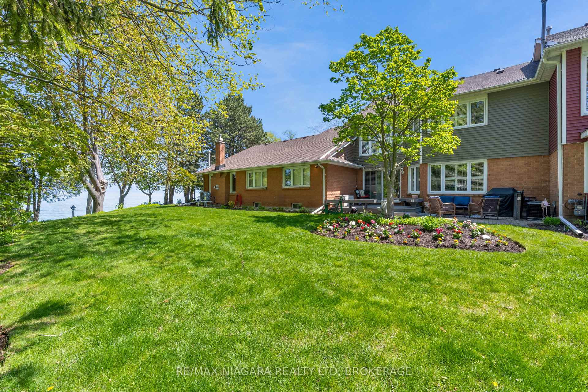 Photo 33 of Unit 17, 375 Book Road, Grimsby, Grimsby Beach — HOMEH