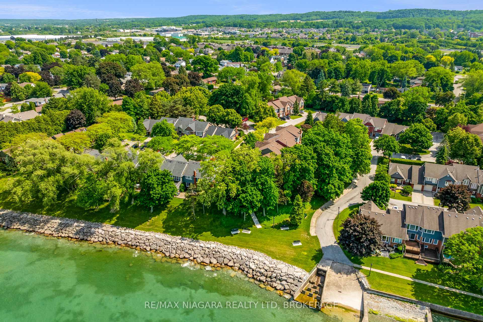 Photo 42 of Unit 17, 375 Book Road, Grimsby, Grimsby Beach — HOMEH