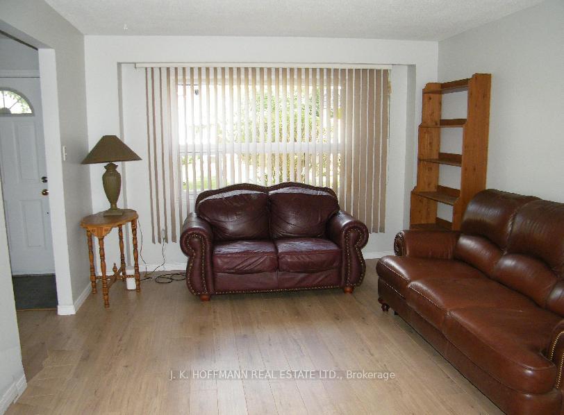 Photo 5 of Unit 36, 1050 Shawnmarr Road, Mississauga, Port Credit — HOMEH
