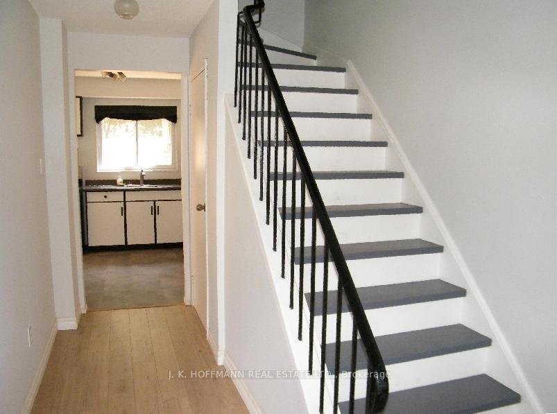 Photo 10 of Unit 36, 1050 Shawnmarr Road, Mississauga, Port Credit — HOMEH