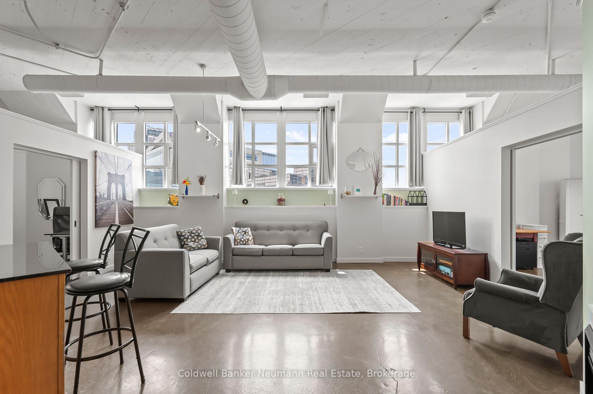 Front of Unit 308, 404 King Street West W