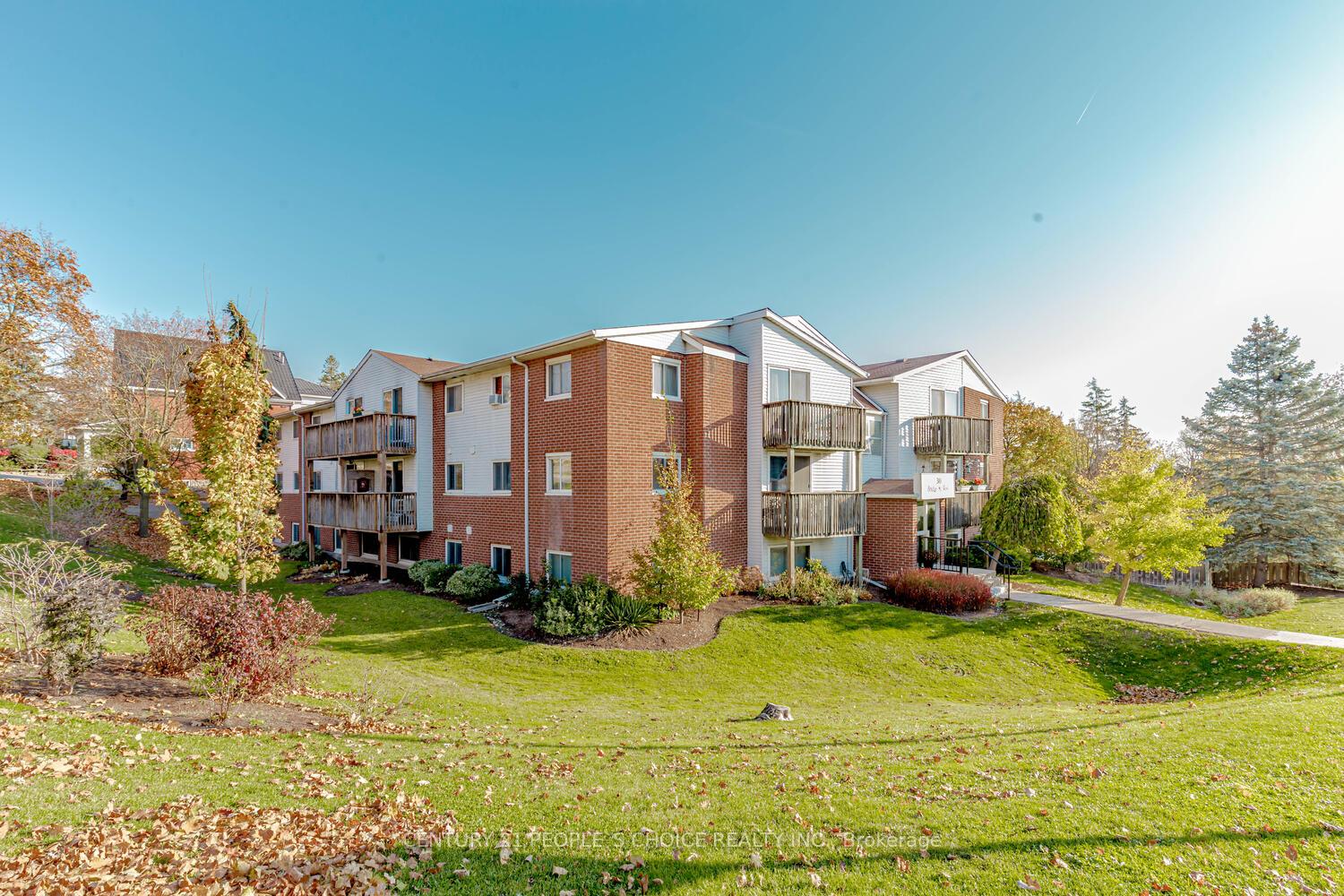 Photo 1 of Unit 303, 30 Bridge Street, Kitchener, Bridgeport — HOMEH