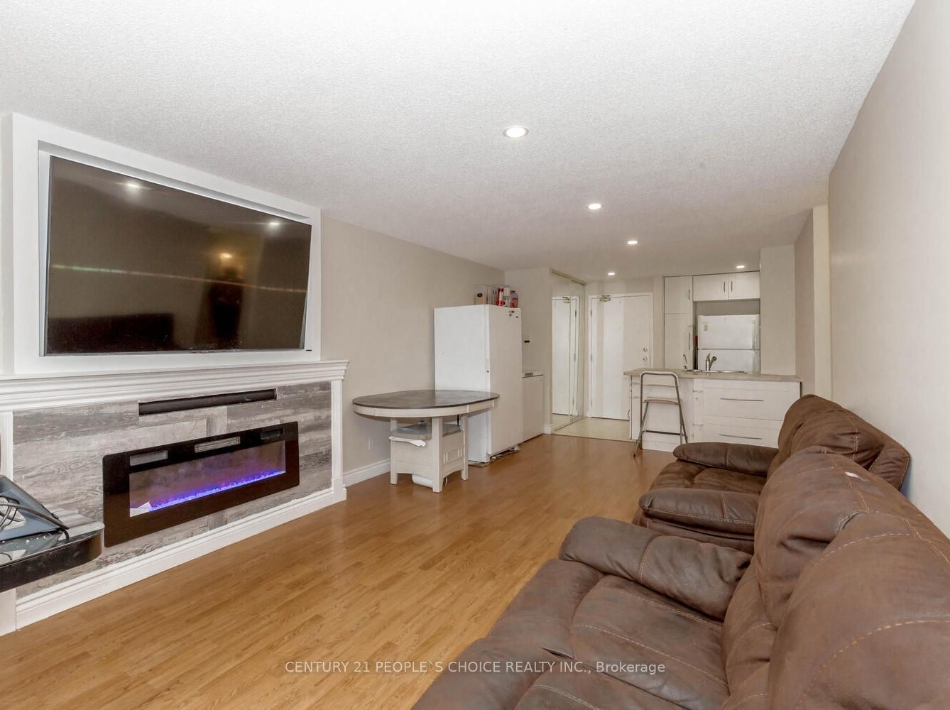 Photo 13 of Unit 303, 30 Bridge Street, Kitchener, Bridgeport — HOMEH