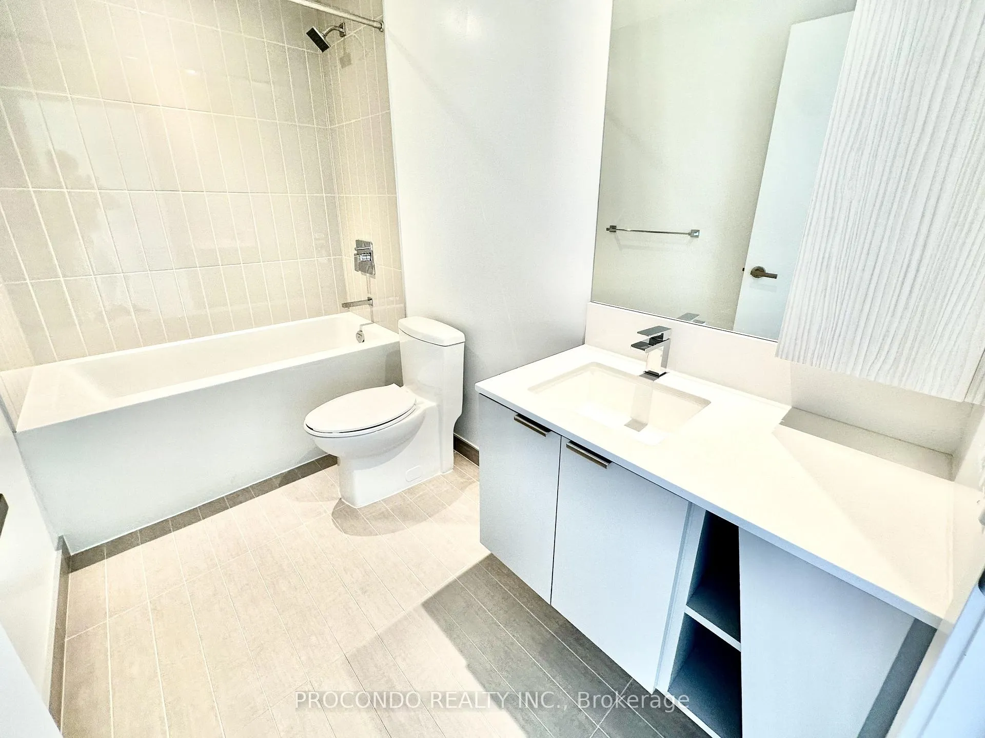 Photo 7 of Unit 619, 3883 Quartz Road, Mississauga, City Centre — HOMEH