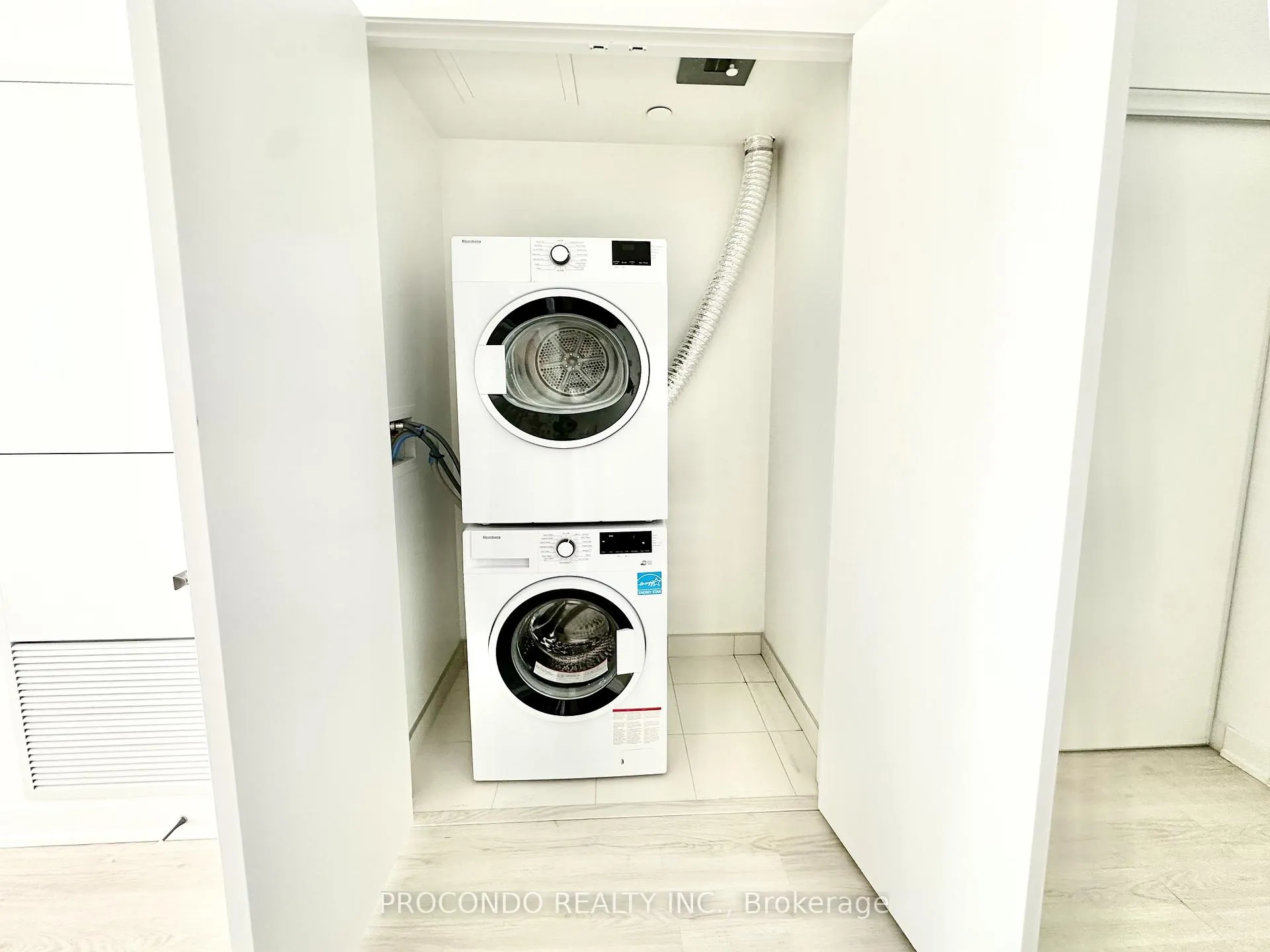 Photo 10 of Unit 619, 3883 Quartz Road, Mississauga, City Centre — HOMEH