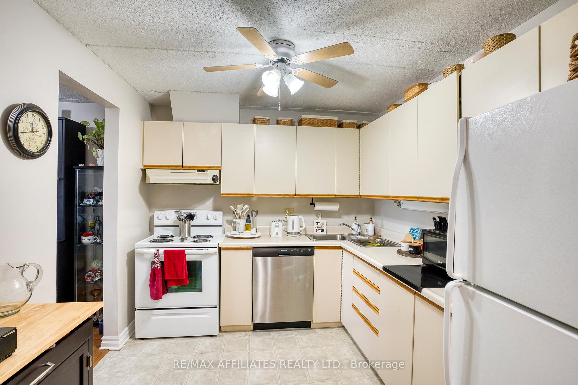 Photo 13 of Unit 307, 206 Woodward Street, Carleton Place — HOMEH
