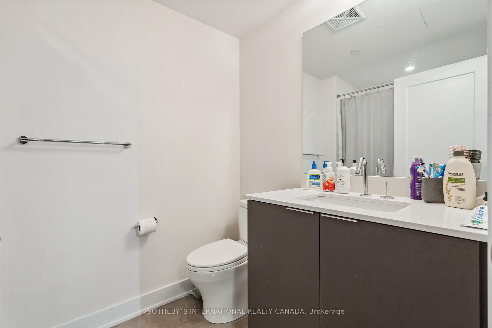 Photo 7 of Unit 607, 88 Cumberland Street, Toronto, The Annex — HOMEH