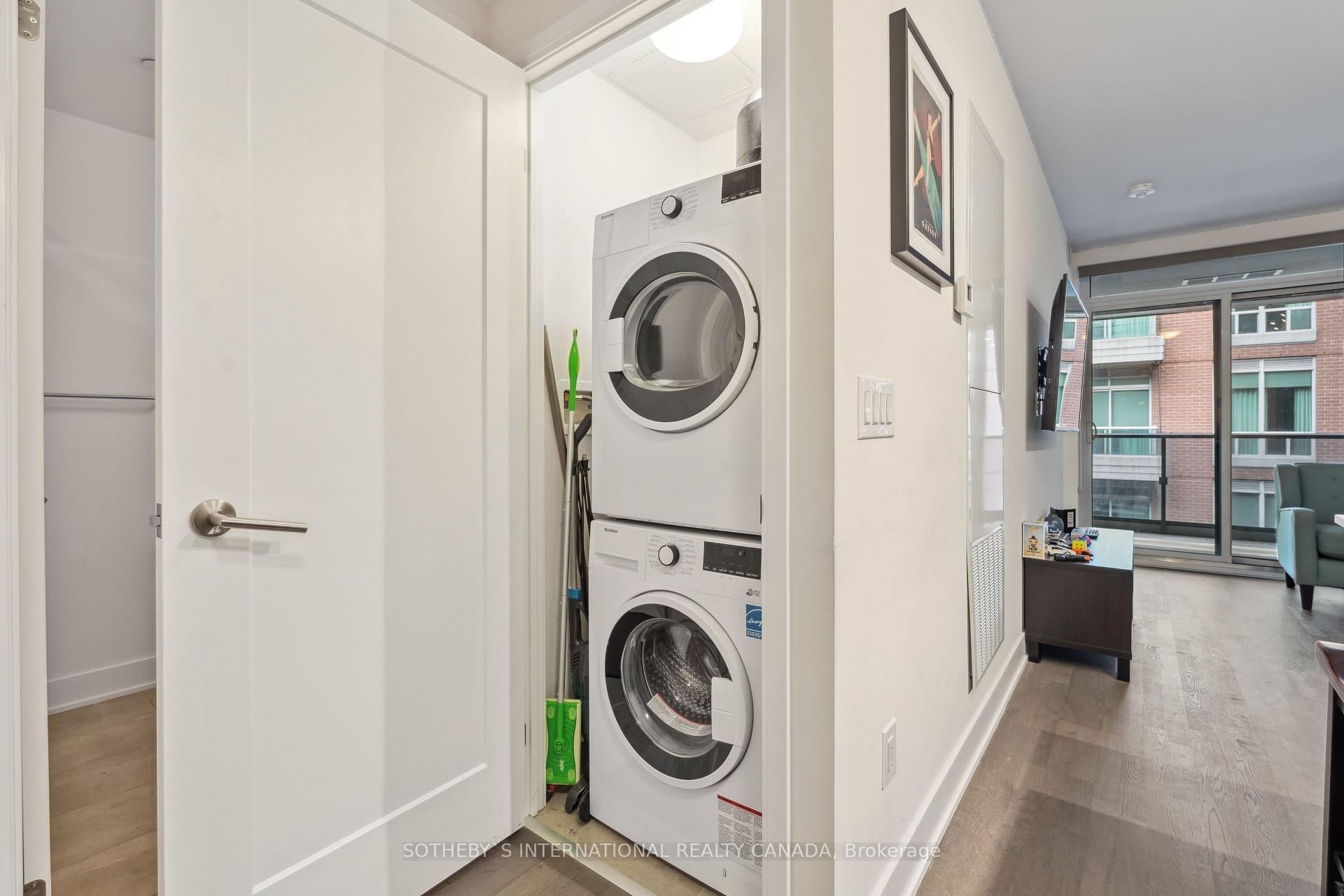 Photo 8 of Unit 607, 88 Cumberland Street, Toronto, The Annex — HOMEH