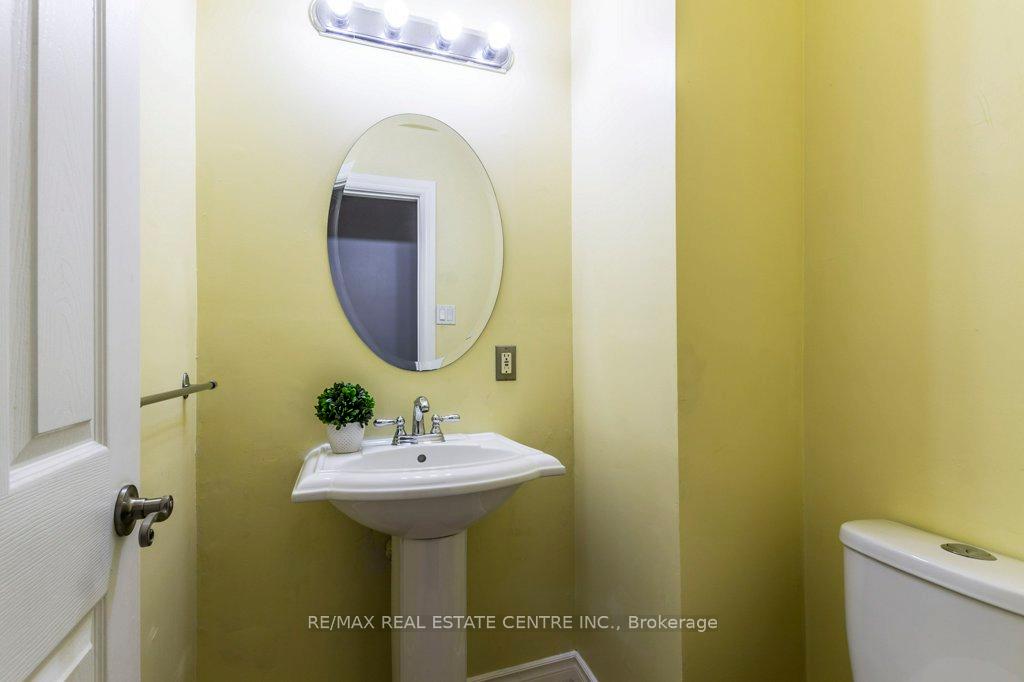 Photo 11 of Unit M7, 444 Stone Church Road W, Hamilton, Gilkson — HOMEH