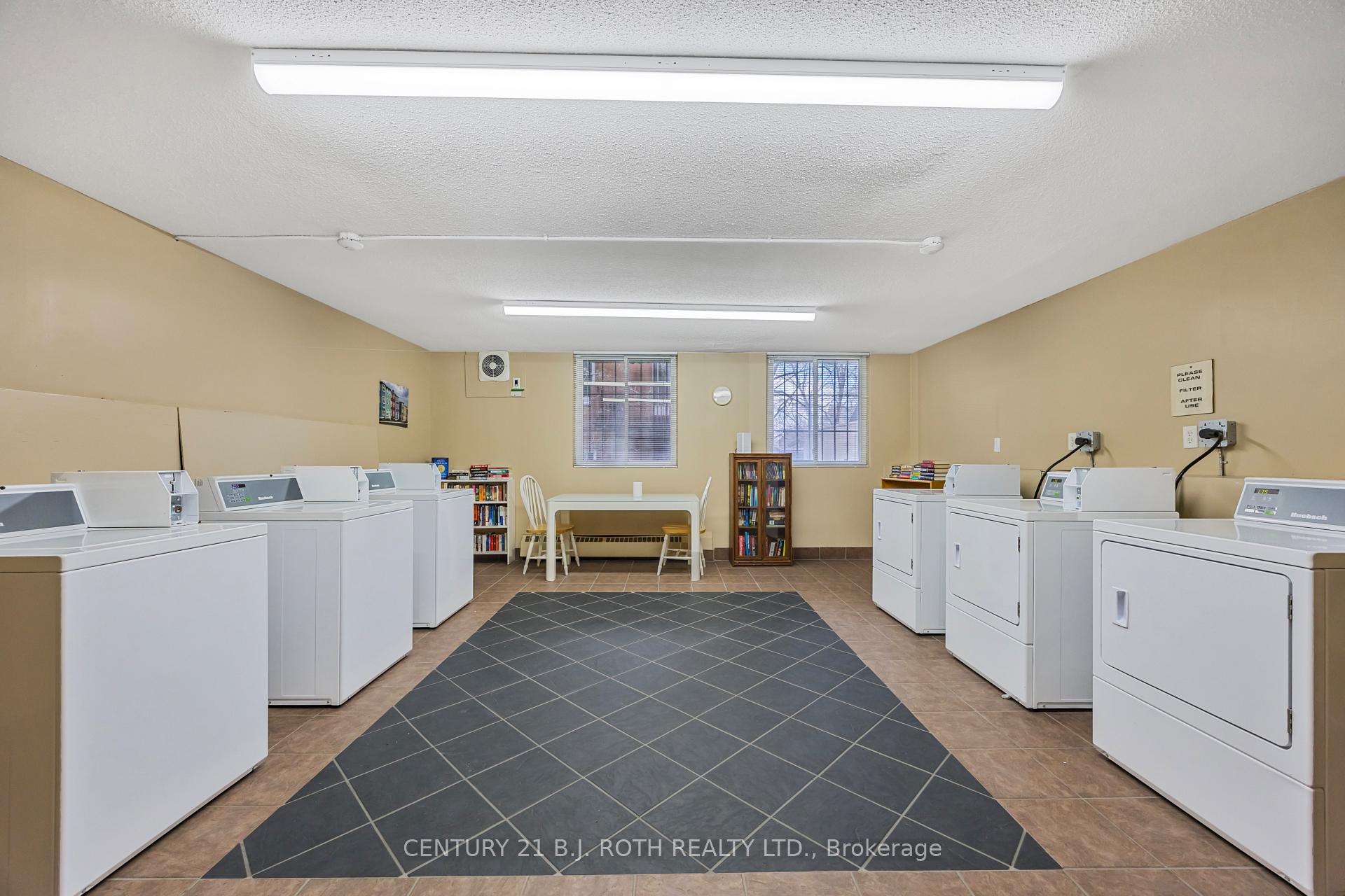 Photo 12 of Unit 32, 2 Albert Street, Barrie, North Shore — HOMEH