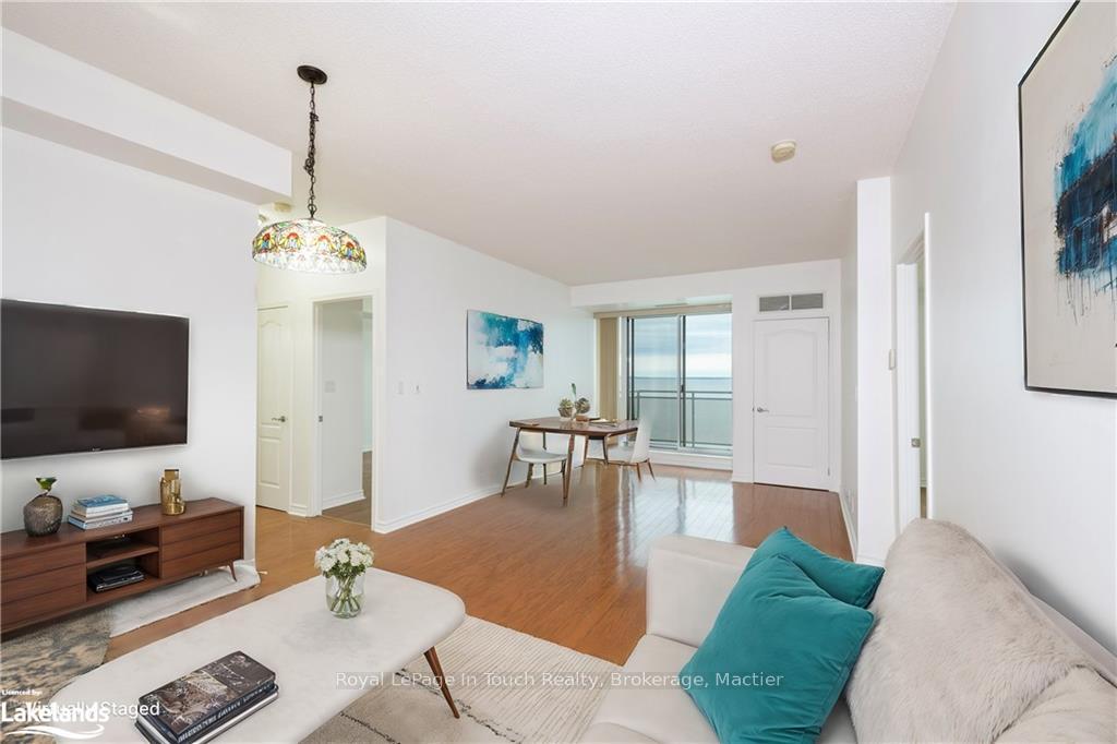Photo 8 of Unit 702, 699 Aberdeen Boulevard, Midland — HOMEH