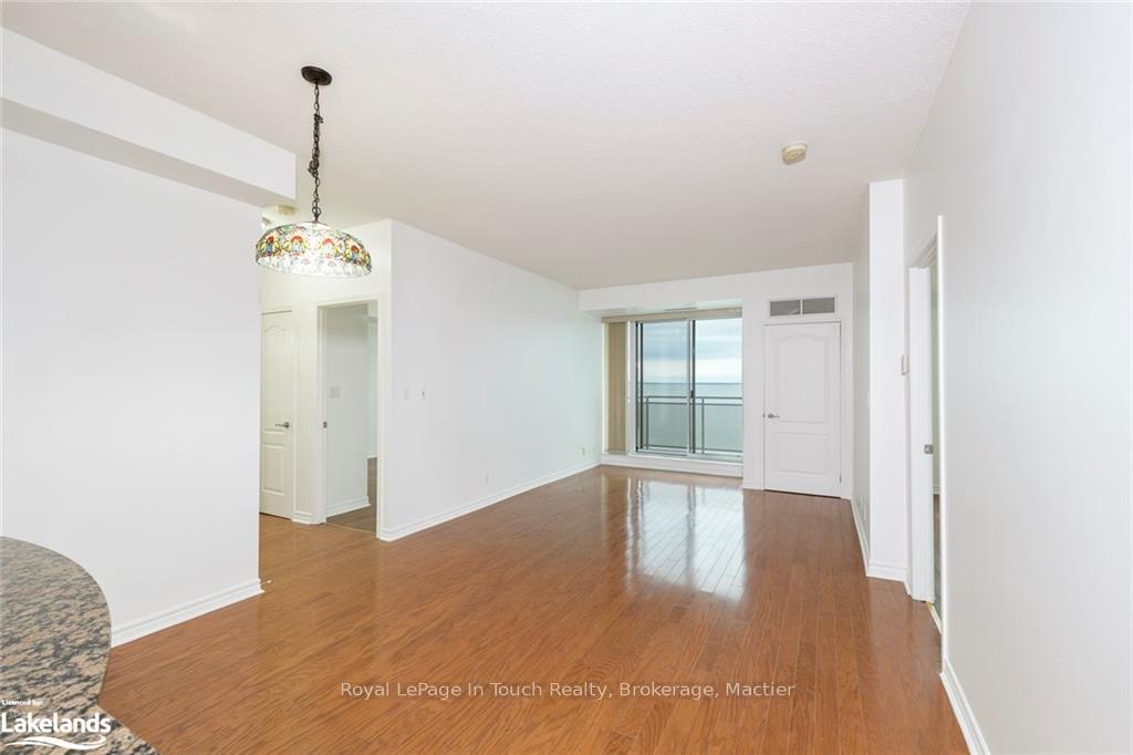 Photo 24 of Unit 702, 699 Aberdeen Boulevard, Midland — HOMEH