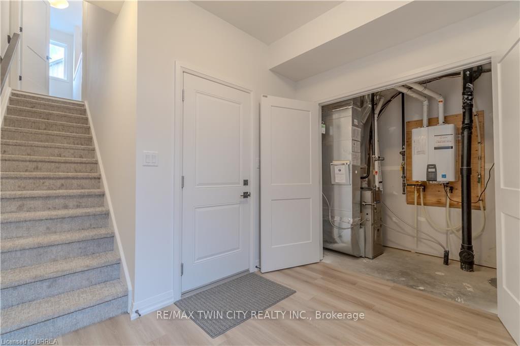Photo 5 of Unit 23, 55 Tom Brown Drive, Brant, Paris — HOMEH