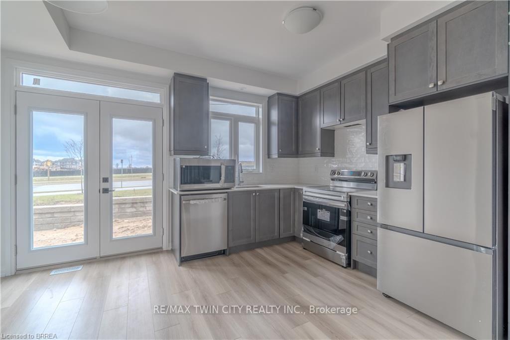 Photo 11 of Unit 23, 55 Tom Brown Drive, Brant, Paris — HOMEH