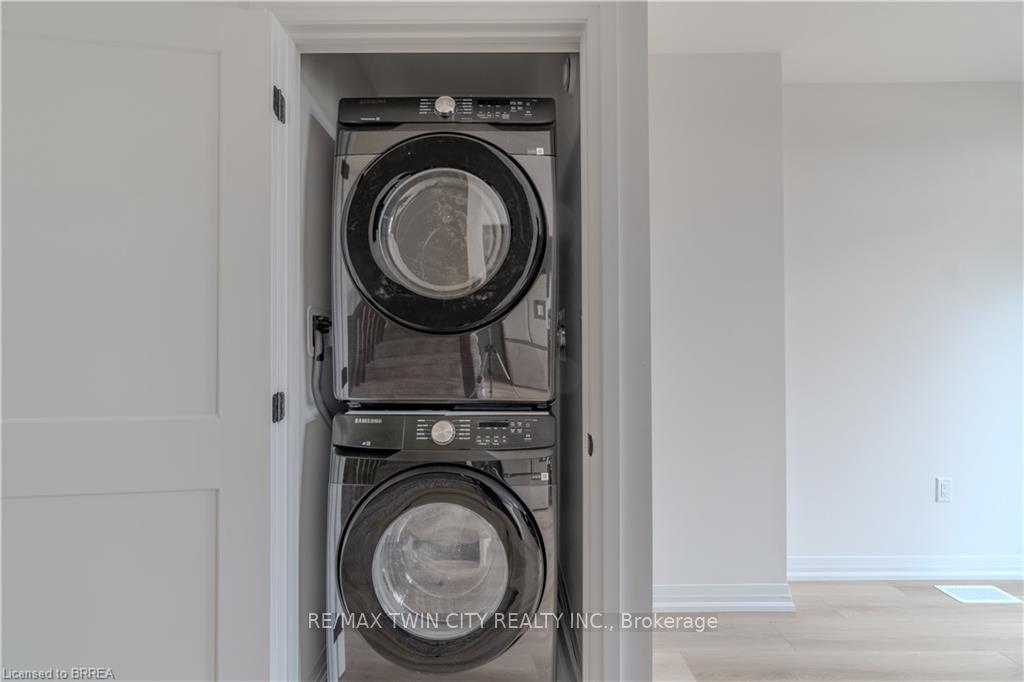 Photo 14 of Unit 23, 55 Tom Brown Drive, Brant, Paris — HOMEH