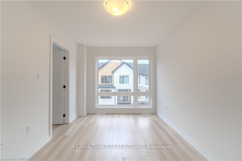 Photo 20 of Unit 23, 55 Tom Brown Drive, Brant, Paris — HOMEH