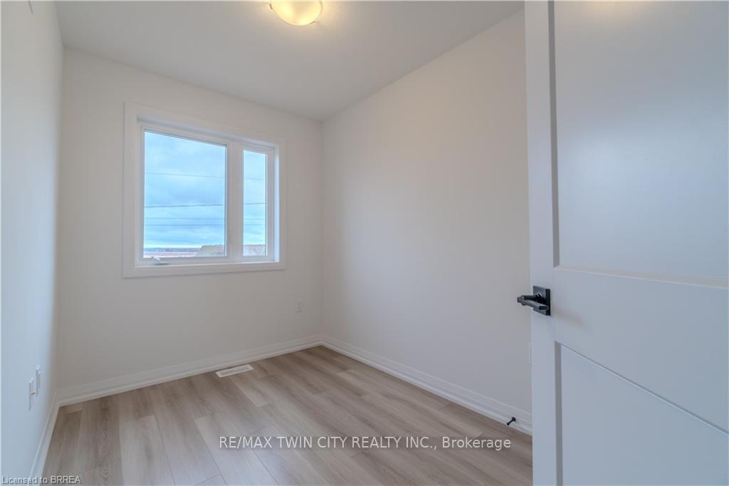Photo 23 of Unit 23, 55 Tom Brown Drive, Brant, Paris — HOMEH