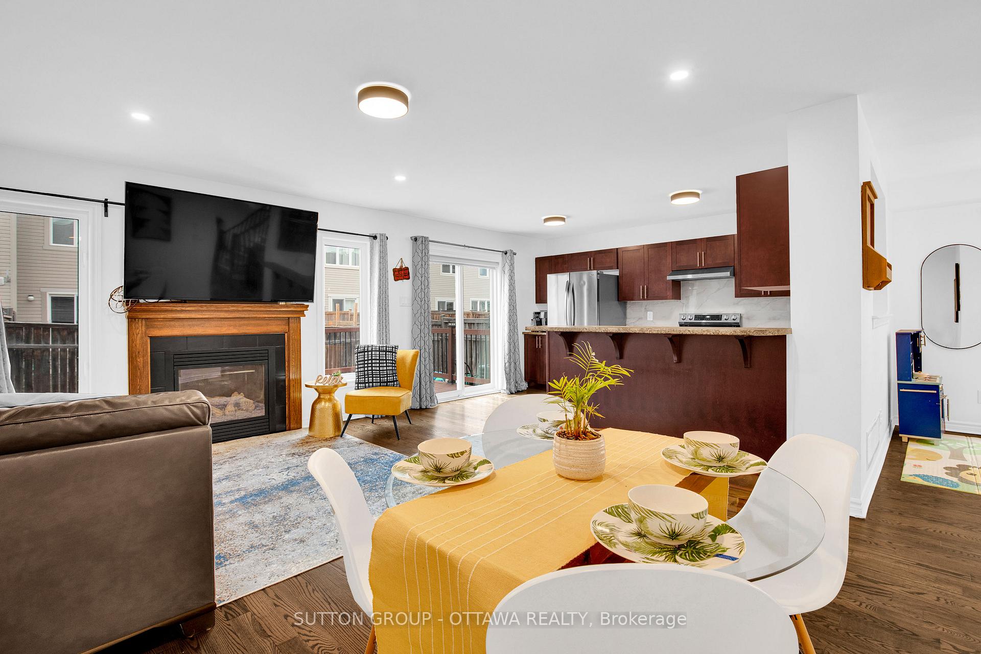 Photo 4 of 3123 Burritts Rapids Place, Ottawa, Barrhaven - Half Moon Bay — HOMEH
