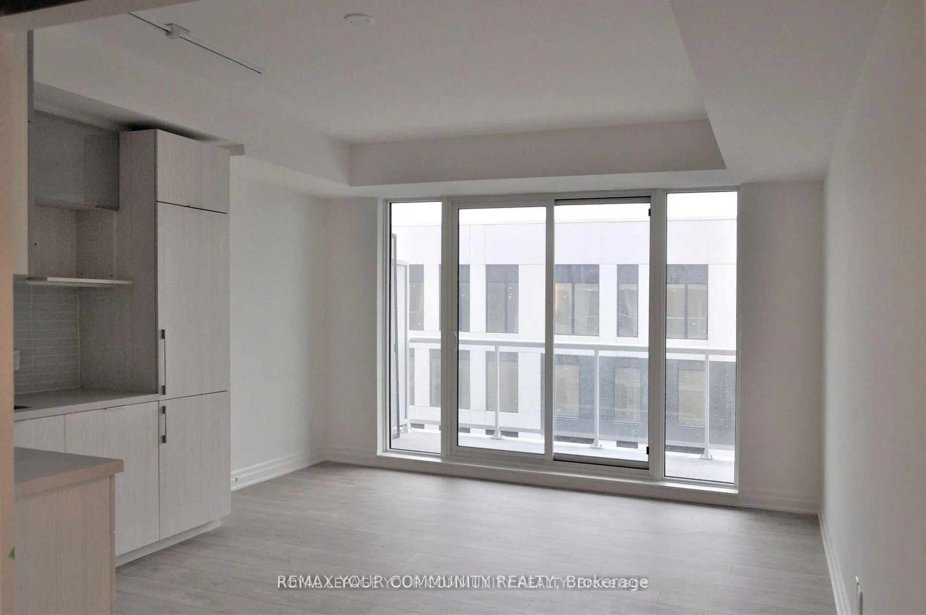 Photo 6 of Unit 904, 10 Rouge Valley Drive, Markham, Unionville — HOMEH