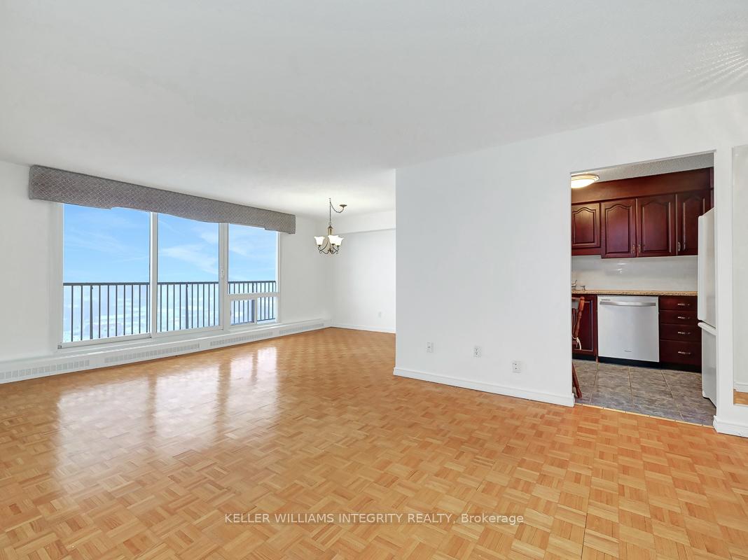 Photo 6 of Unit 1412, 665 Bathgate Drive, Ottawa, Carson Meadows — HOMEH