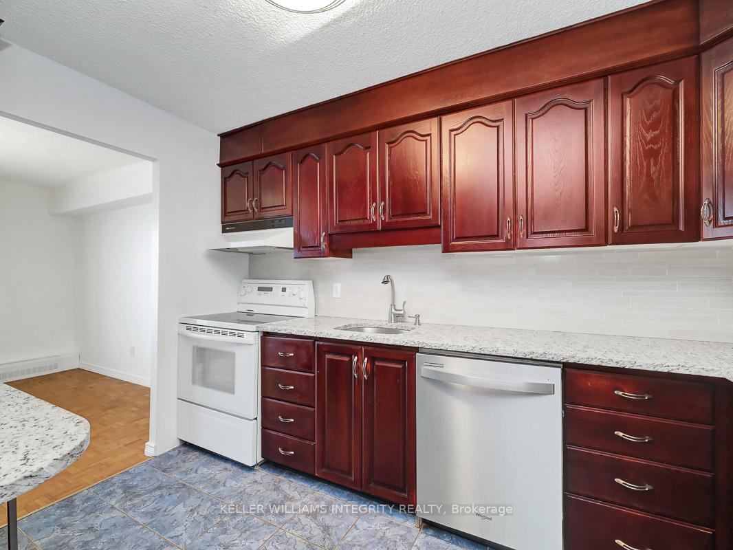 Photo 9 of Unit 1412, 665 Bathgate Drive, Ottawa, Carson Meadows — HOMEH