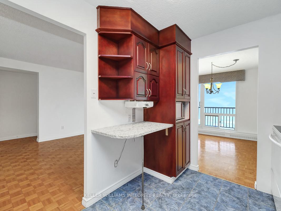 Photo 10 of Unit 1412, 665 Bathgate Drive, Ottawa, Carson Meadows — HOMEH
