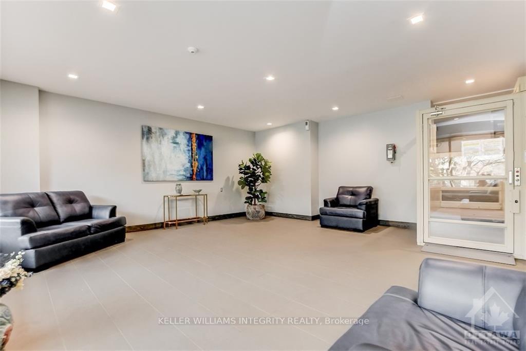 Photo 17 of Unit 1412, 665 Bathgate Drive, Ottawa, Carson Meadows — HOMEH