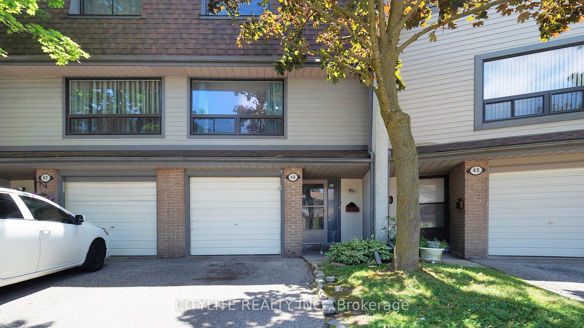 Front of Unit 46, 46 Ashton Crescent