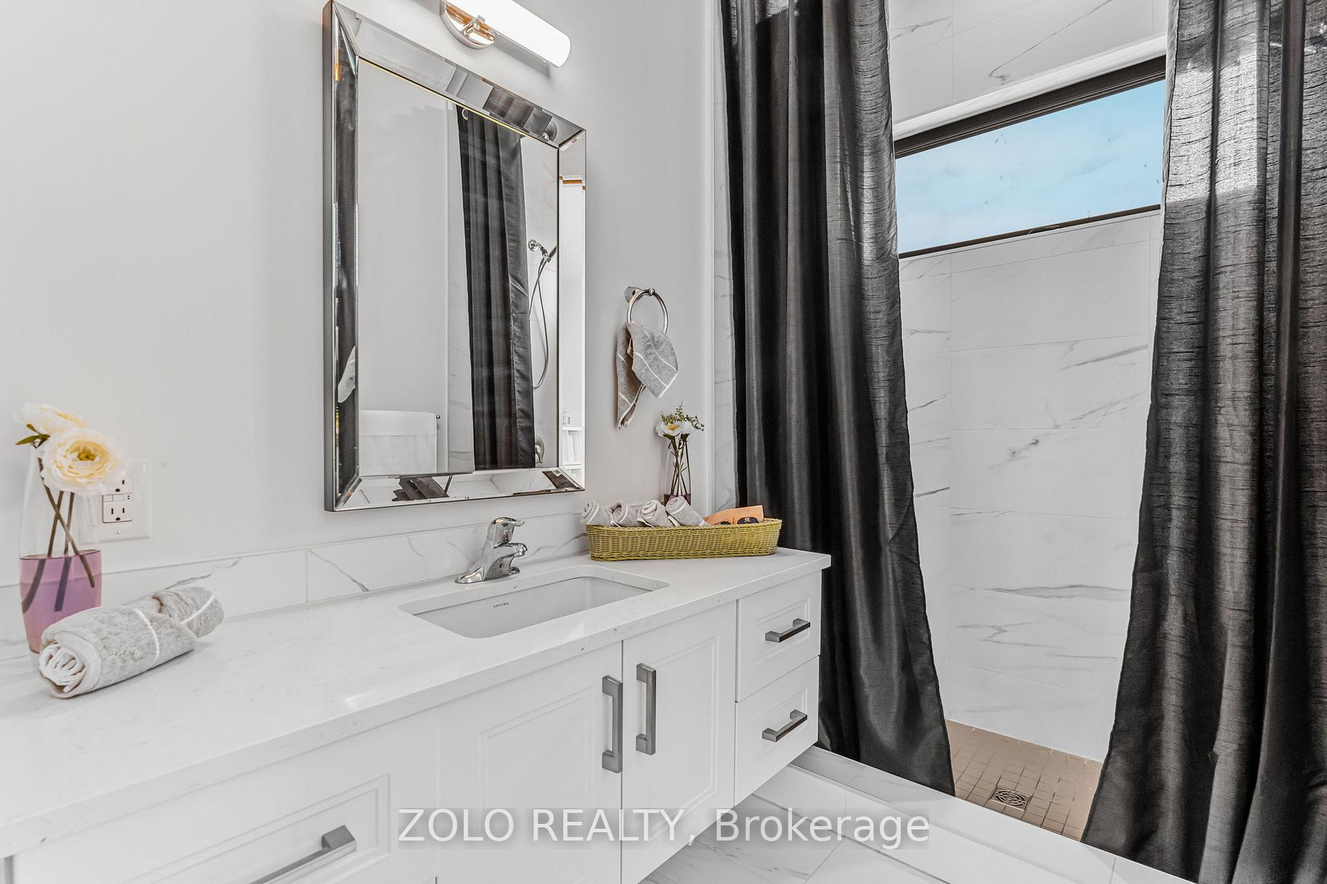 Photo 12 of Unit 30, 65 Summersides Mews, Pelham, Fonthill — HOMEH