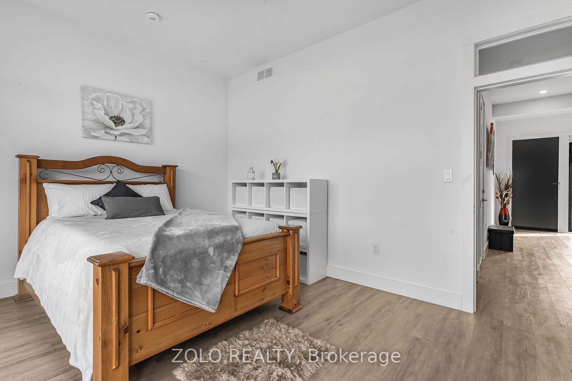 Photo 29 of Unit 30, 65 Summersides Mews, Pelham, Fonthill — HOMEH