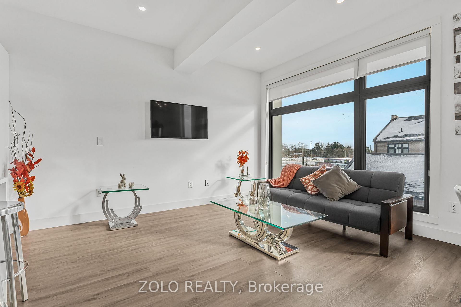 Photo 37 of Unit 30, 65 Summersides Mews, Pelham, Fonthill — HOMEH