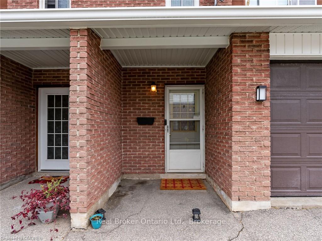 Photo 2 of 164G Henry Street, Brant, Brantford Twp — HOMEH