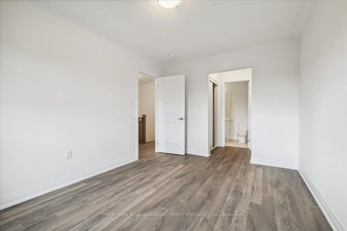 Photo 22 of 64 Cosmopolitan Common, St. Catharines, Carlton/Bunting — HOMEH