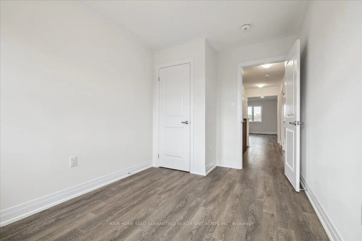 Photo 26 of 64 Cosmopolitan Common, St. Catharines, Carlton/Bunting — HOMEH
