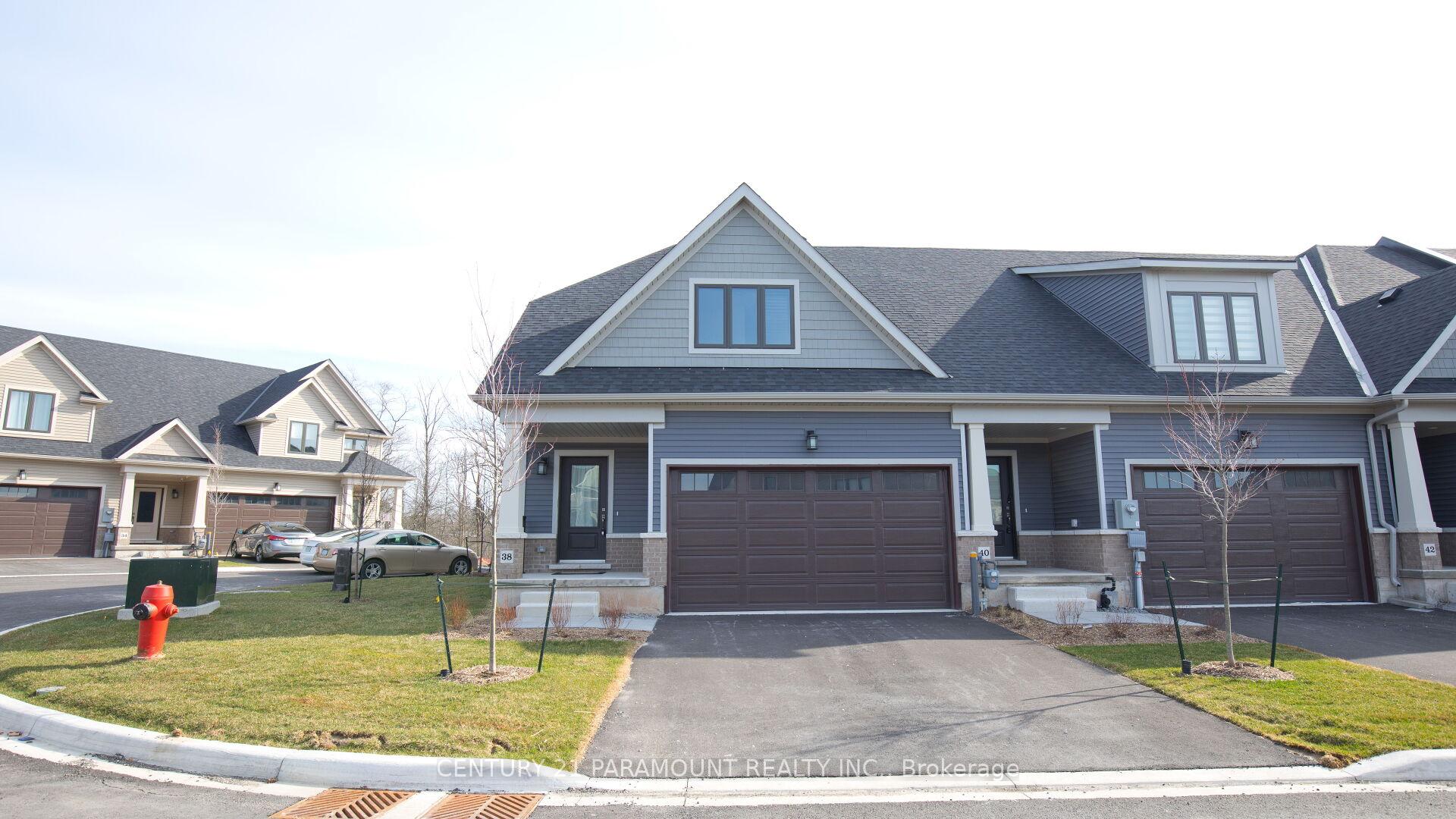 Front of Unit 38, 4311 Mann Street E