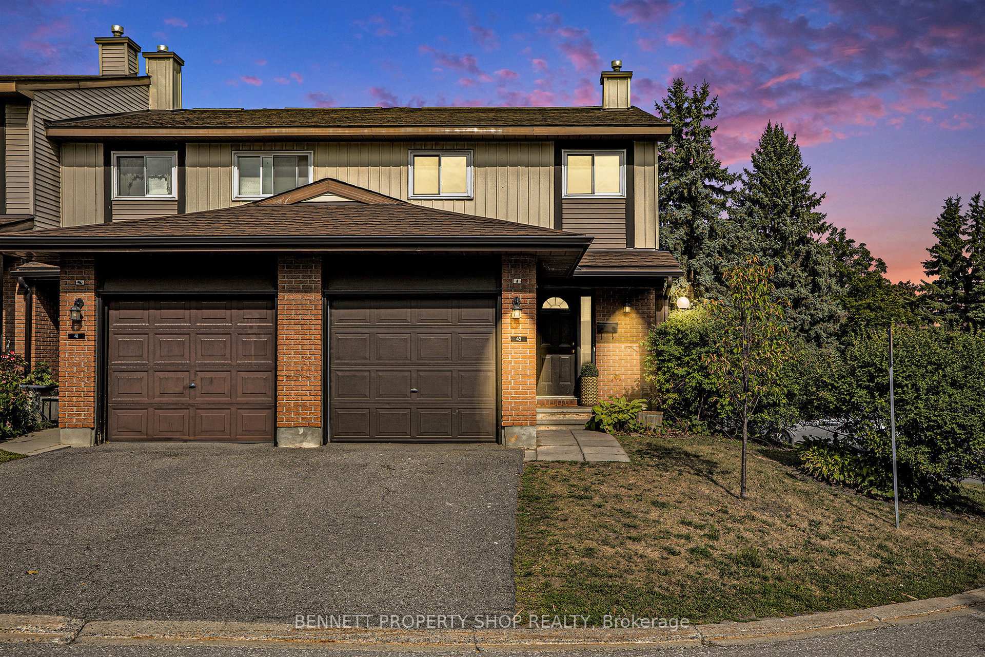 Photo 2 of 43 Clarkson Crescent, Ottawa, Kanata - Katimavik — HOMEH