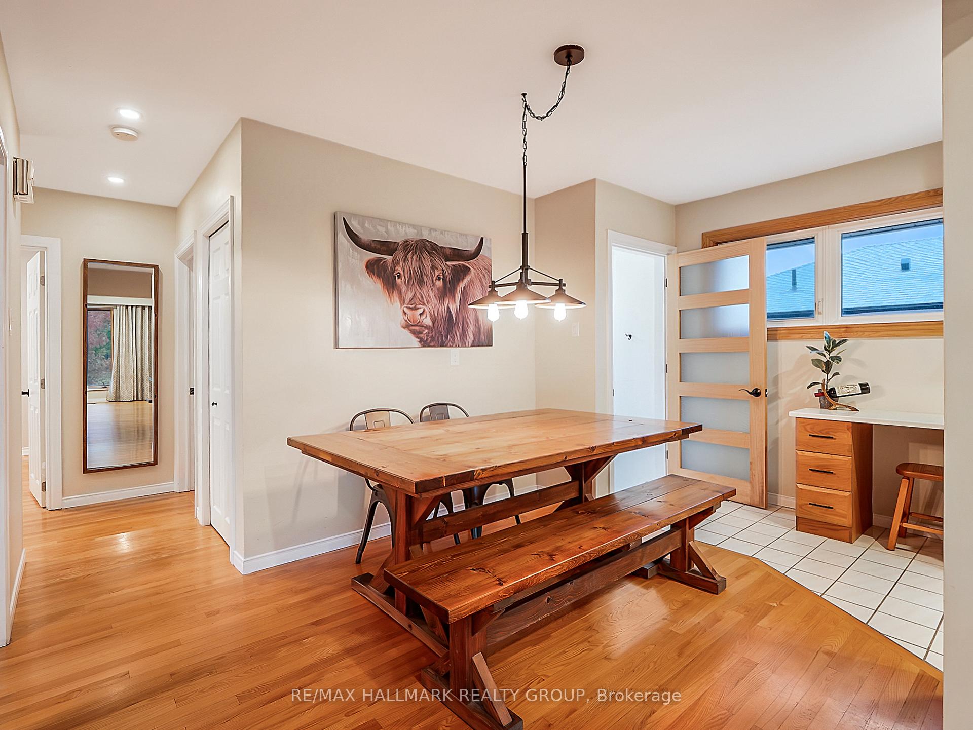 Photo 7 of 2077 Lemay Crescent, Ottawa, Elmvale Acres/Urbandale — HOMEH